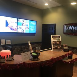 Lavida Massage - Front Desk