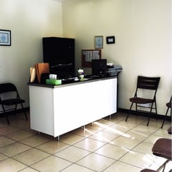 Urgent Care Canoga Park - Front desk/ waiting area