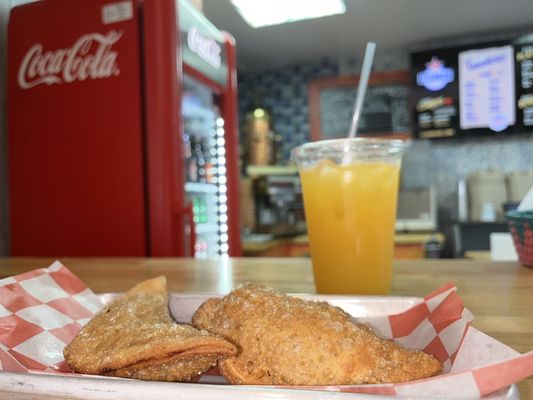 D'Cuban Cafe by null