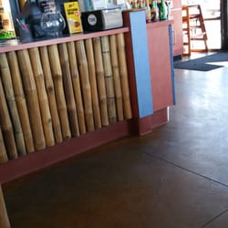 Taco Del Mar - Inside