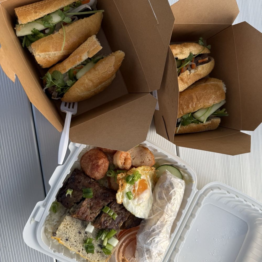 Da Vang Restaurant - #75 bahn mi - Vietnamese Near Me - Phoenix, Arizona Da Vang Restaurant - #75 bahn mi - Vietnamese Near Me - Phoenix, Arizona