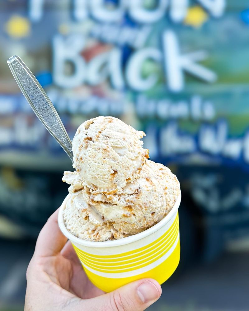 To the Moon and Back Frozen Treats Logo