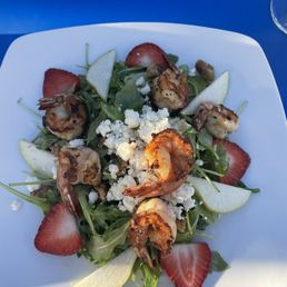 Le Vela Salad w/grilled shrimp! Le Vela Salad w/grilled shrimp!