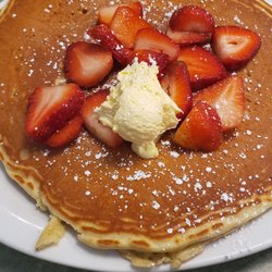 Early Edition - Strawberry pancakes