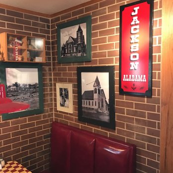 Pizza Hut - a table with a checkered table cloth - Pizza Near Me - Jackson, Alabama Pizza Hut - a table with a checkered table cloth - Pizza Near Me - Jackson, Alabama