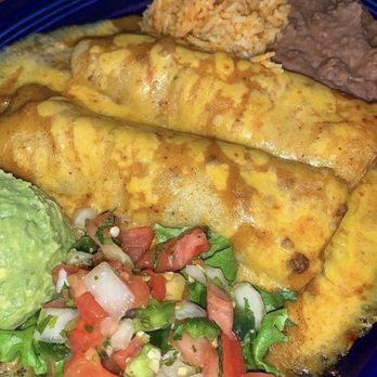 Los Tios - Cheese Enchilada Dinner - Tex-Mex Near Me - Houston, Texas