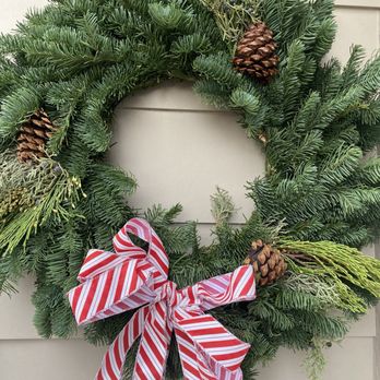 SJV Christmas Trees - Wreath from SJV Trees - Christmas Trees Near Me - Kirkland, Washington SJV Christmas Trees - Wreath from SJV Trees - Christmas Trees Near Me - Kirkland, Washington