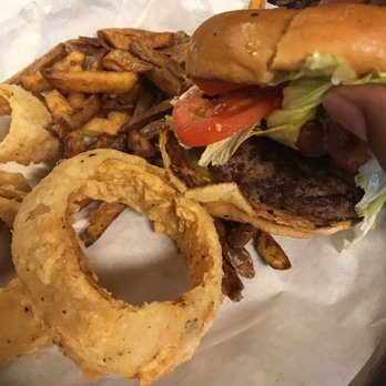 Cliff's Hamburger Grill - Bacon Burger all the way ( do you see that tomato) - Burgers Near Me - Houston, Texas Cliff's Hamburger Grill - Bacon Burger all the way ( do you see that tomato) - Burgers Near Me - Houston, Texas