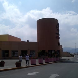 Premium Outlets Punta Norte