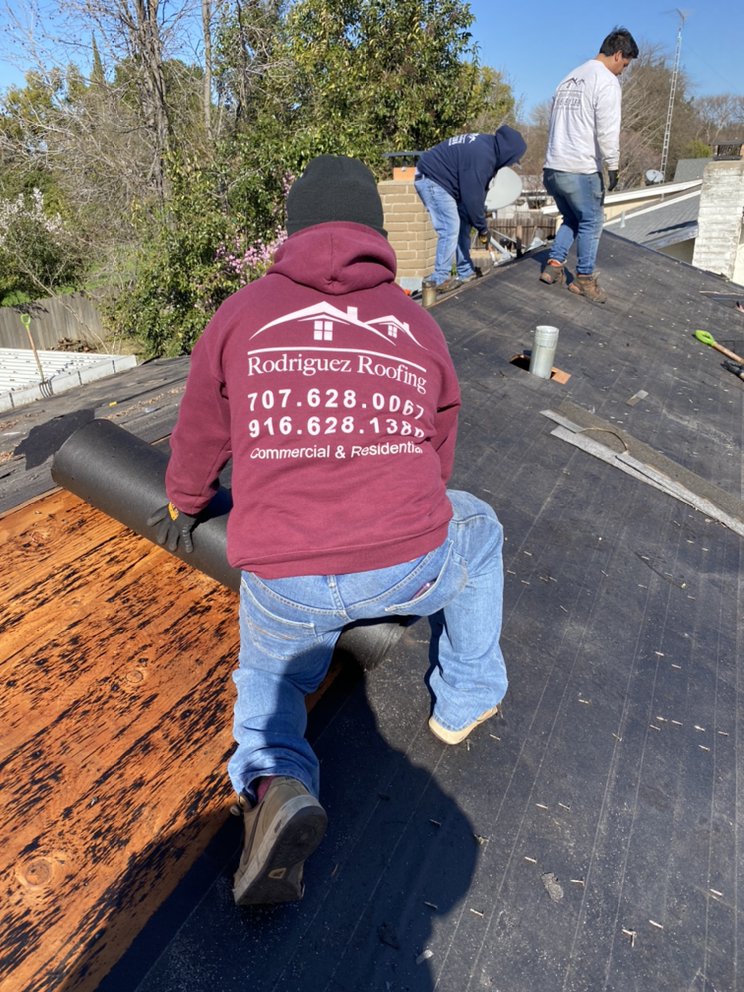 Slide of Rodriguez Roofing Pros