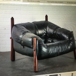 Mid-Century Modern Finds - My chair. He ran down my stairs with it after I told him the sale was off.