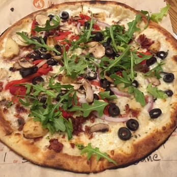 Blaze Pizza - White stripe - Salad Near Me - Gainsville, Florida