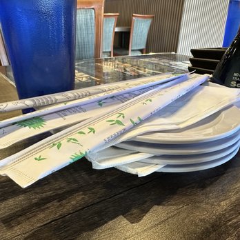 Kakuna Sushi - Dinnerware - Ramen Near Me - San Jose, California