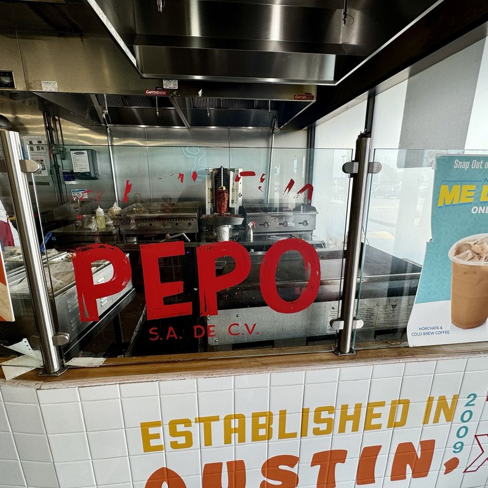 OneTaco - Open kitchen - Mexican Near Me - Austin, Texas OneTaco - Open kitchen - Mexican Near Me - Austin, Texas