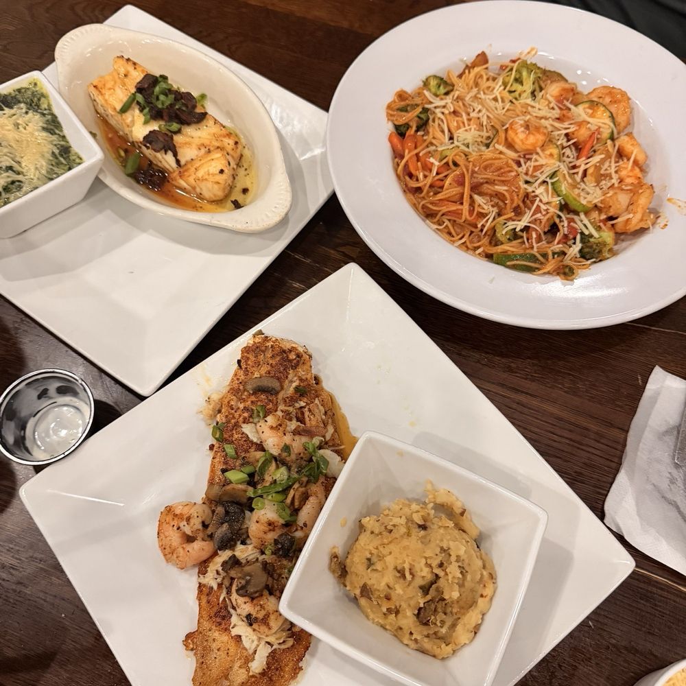 Jay Pappa's - Halibut |shrimp primavera (special) | red fish supreme - Bars Near Me - Monroe, Louisiana Jay Pappa's - Halibut |shrimp primavera (special) | red fish supreme - Bars Near Me - Monroe, Louisiana