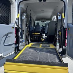 Horizon Transport - Electric lift