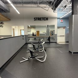 Gold's Gym - Riverdale Park