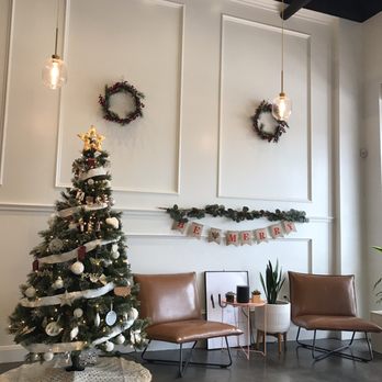 Muse Tea - Look at their cute holiday decorations!!! - Bubble Tea Near Me - Houston, Texas Muse Tea - Look at their cute holiday decorations!!! - Bubble Tea Near Me - Houston, Texas
