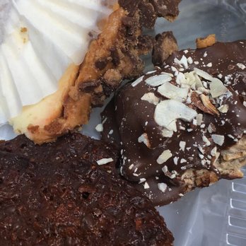 Bova's Bakery - Florentine, almond meringue/macaroon, peanut butter cheesecake - Bakeries Near Me - Boston, Massachusetts