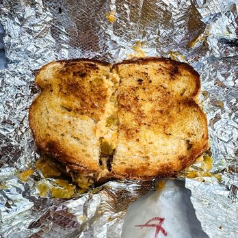 Berge's - Delis Near Me - La Canada Flintridge, California