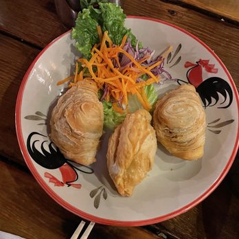 Mee Sen Thai Eatery - Curry puff ($10.00 USD) - Thai Near Me - Portland, Oregon Mee Sen Thai Eatery - Curry puff ($10.00 USD) - Thai Near Me - Portland, Oregon