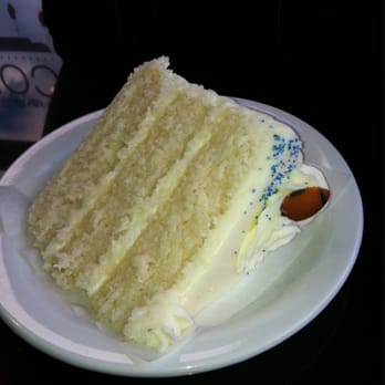 Corina Bakery - Vanilla cake - Bakeries Near Me - Tacoma, Washington