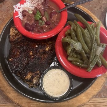 Shuck 'N Dive - Blackened chicken w sides - Cajun/Creole Near Me - Fort Lauderdale, Florida