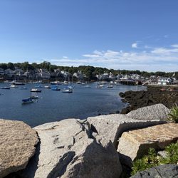 Bearskin Neck