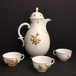 Gallery One Auctions & Estate Sales
