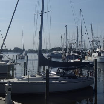 Oriental Marina & Inn - View from Room 16's balcony - Hotels Near Me - Oriental, North Carolina