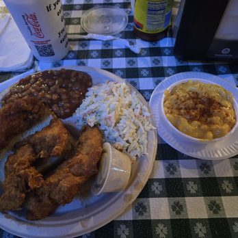 Gus's World Famous Fried Chicken - Southern Near Me - Houston, Texas Gus's World Famous Fried Chicken - Southern Near Me - Houston, Texas