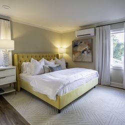 The Ravine Oxford - The Laurel
King bed, bath, coffee bar