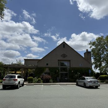 Van Ruiten Family Winery - Wineries Near Me - Lodi, California Van Ruiten Family Winery - Wineries Near Me - Lodi, California