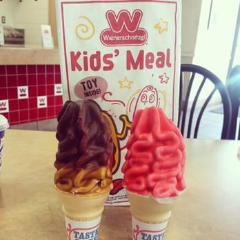 Wienerschnitzel - Hot Dogs Near Me - Northridge, California Wienerschnitzel - Hot Dogs Near Me - Northridge, California