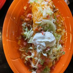Los DOS Amigos Fiesta - Macho burrito @ Los Dos Amigos Fiesta.