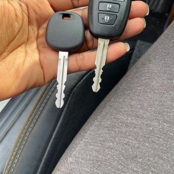The Keyless Shop - New chip key with my old key - Keys & Locksmiths Near Me - Austin, Texas