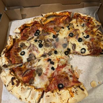 Babe's Pizza - Pizza Near Me - Brandon, Florida