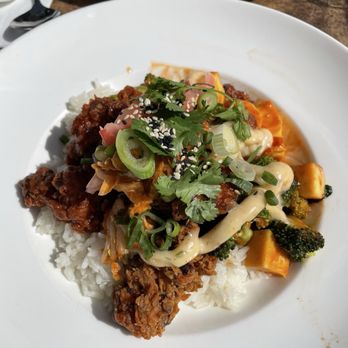 Mercer Hall - Crispy Chicken Rice Bowl 10/10 - Bars Near Me - Stratford, Ontario Mercer Hall - Crispy Chicken Rice Bowl 10/10 - Bars Near Me - Stratford, Ontario