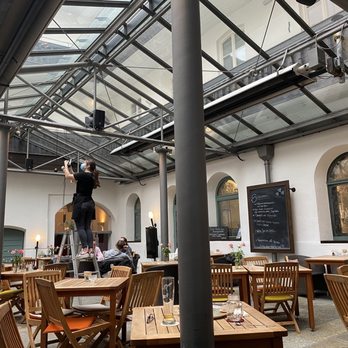 Zum Santa - Wine Bars Near Me - Rosenheim, BY Zum Santa - Wine Bars Near Me - Rosenheim, BY