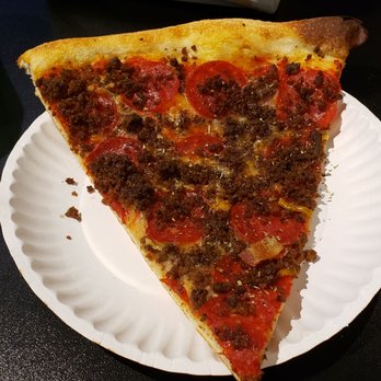 Big G's Pizza - Hamburger and pepperoni slice - Pizza Near Me - Chicago, Illinois Big G's Pizza - Hamburger and pepperoni slice - Pizza Near Me - Chicago, Illinois