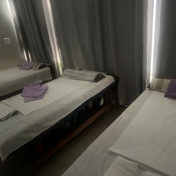 Beautiful Spa - My sisters and I got to share a room! A lot of places charge extra for this! - Massage Near Me - Palm Springs, California