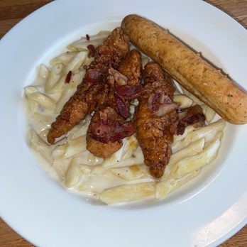 Applebee's Grill + Bar - Sports Bars Near Me - Cameron Park, California Applebee's Grill + Bar - Sports Bars Near Me - Cameron Park, California