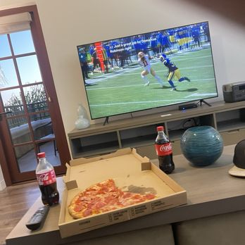 Rocco's Pizza Deli - Large pepperoni - Pizza Near Me - San Marcos, California Rocco's Pizza Deli - Large pepperoni - Pizza Near Me - San Marcos, California