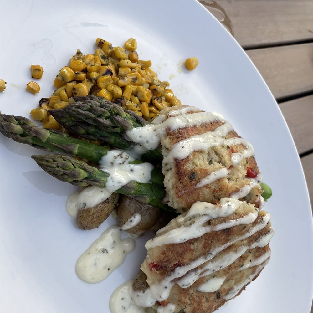 Dray Bar & Grill - Crab cakes - American Near Me - Drayton, South Carolina Dray Bar & Grill - Crab cakes - American Near Me - Drayton, South Carolina
