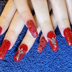 Therapeutic Massage by Sonya - Nails by Jazzmine!
