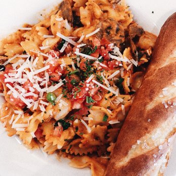 la Madeleine - Cafes Near Me - Buford, Georgia