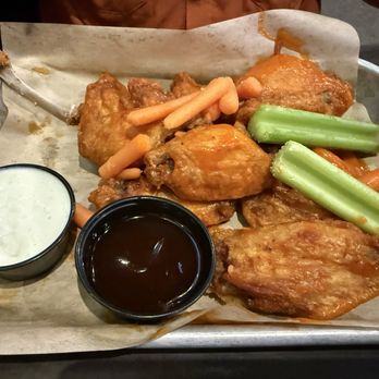 Buffalo Wild Wings - Baby carrots, chopped celery, extra crispy all flats, medium heat, with side of blue cheese and mango habanero sauce - Chicken Wings Near Me - Spokane Valley, Washington