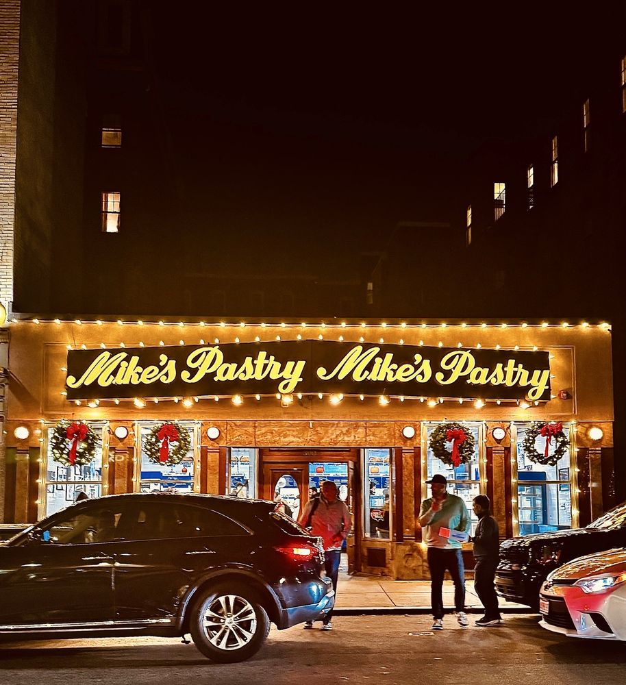 Mike’s Pastry