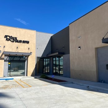 D'lux Salon Suites - Shared Office Spaces Near Me - Anaheim, California D'lux Salon Suites - Shared Office Spaces Near Me - Anaheim, California