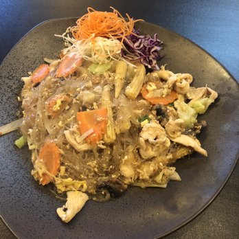 Gai By Thai Monkey - Pad soon sen glass noodles stir fried with chicken mild - Thai Near Me - Irving, Texas Gai By Thai Monkey - Pad soon sen glass noodles stir fried with chicken mild - Thai Near Me - Irving, Texas